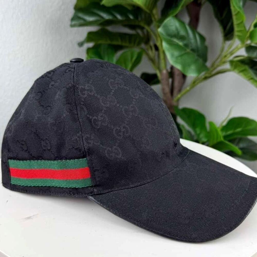 💎✨Authentic Gucci Cap Black Polyester